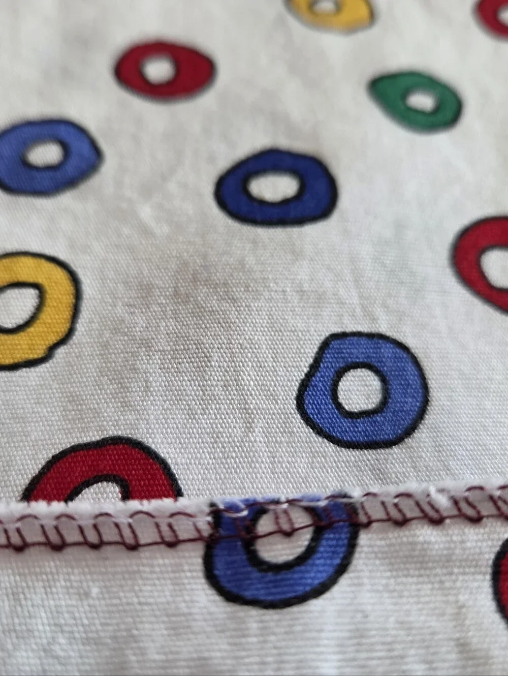 1980's Cranston Print Works Cotton SEW QUILT Red/Green/Blue/Yellow Oval Fabric